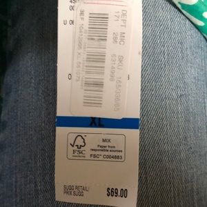 Long sleeve green and white shirt